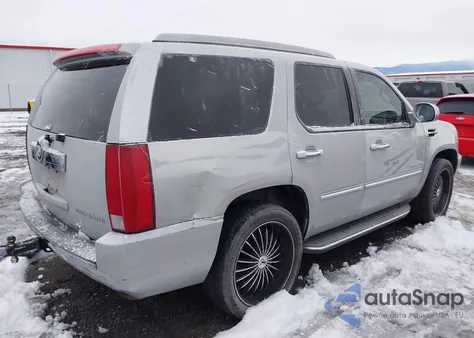 2011 Cadillac Escalade Luxury from USA, damaged, VIN 1GYS4BEF9BR126078